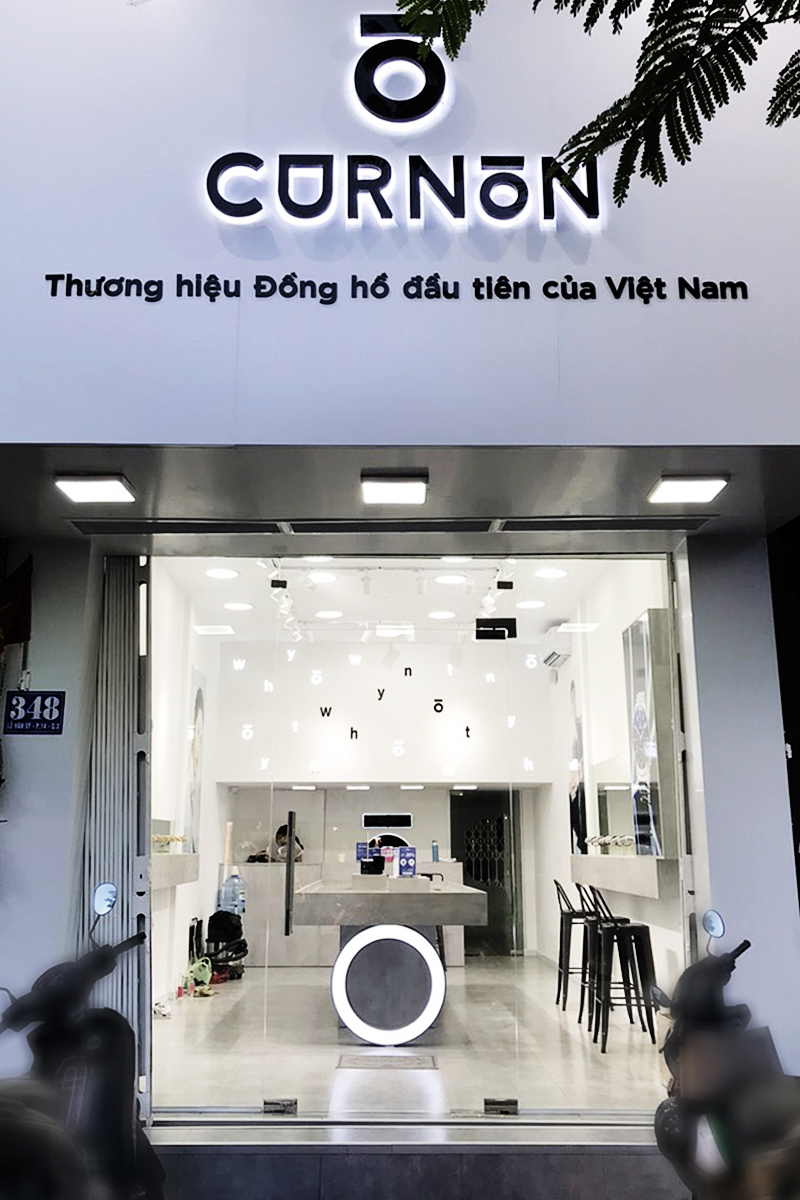curnon watch lê văn sỹ