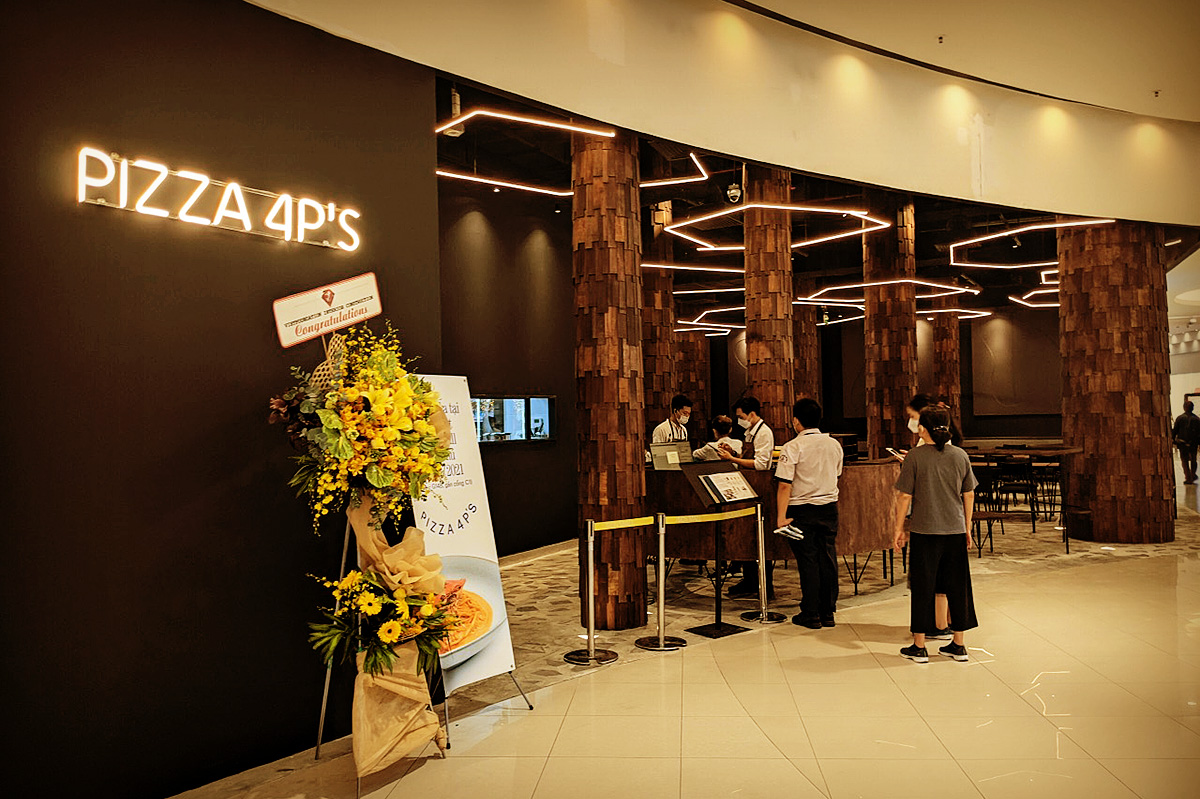 thi công nhà hàng pizza 4ps