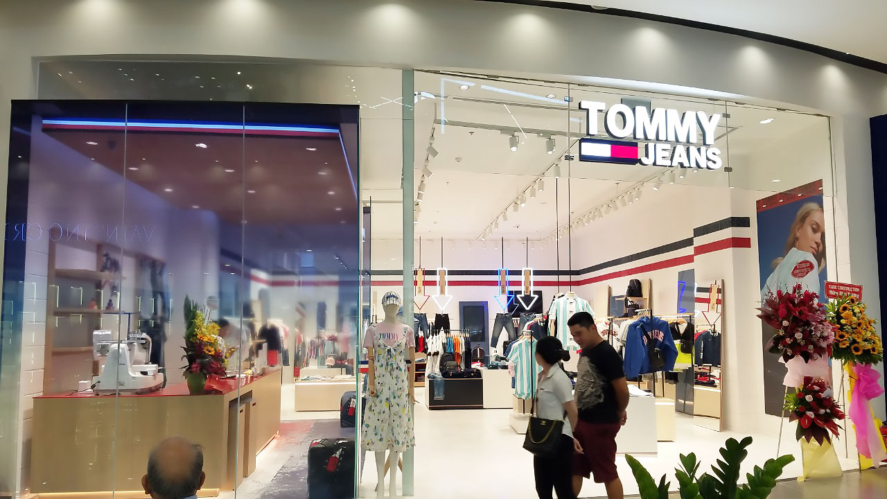 khai trương tommy jeans aeon mall