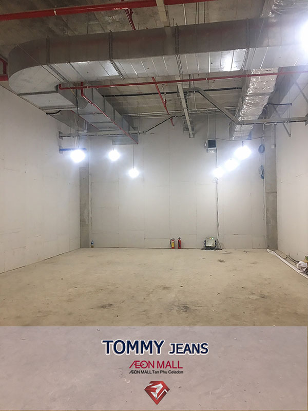tommy hilfiger và tommy jeans